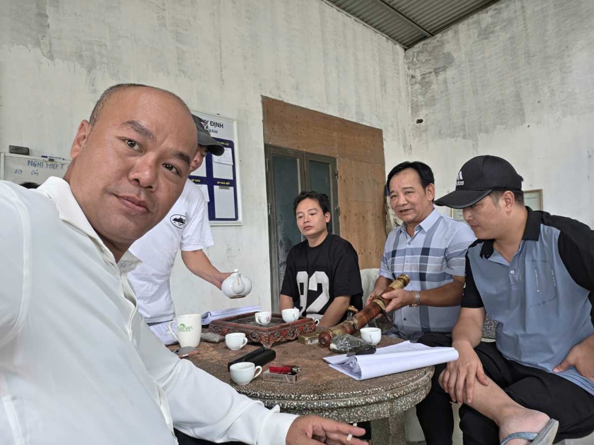 HẬU TRƯỜNG GHI HÌNH ĐỘC CHIÊU LÀM GIÀU TẠI NHÀ MÁY QUANG MINH